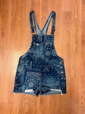 No Boundaries Juniors Size Medium Blue White Paisley Shortalls Summer 90s Y2K